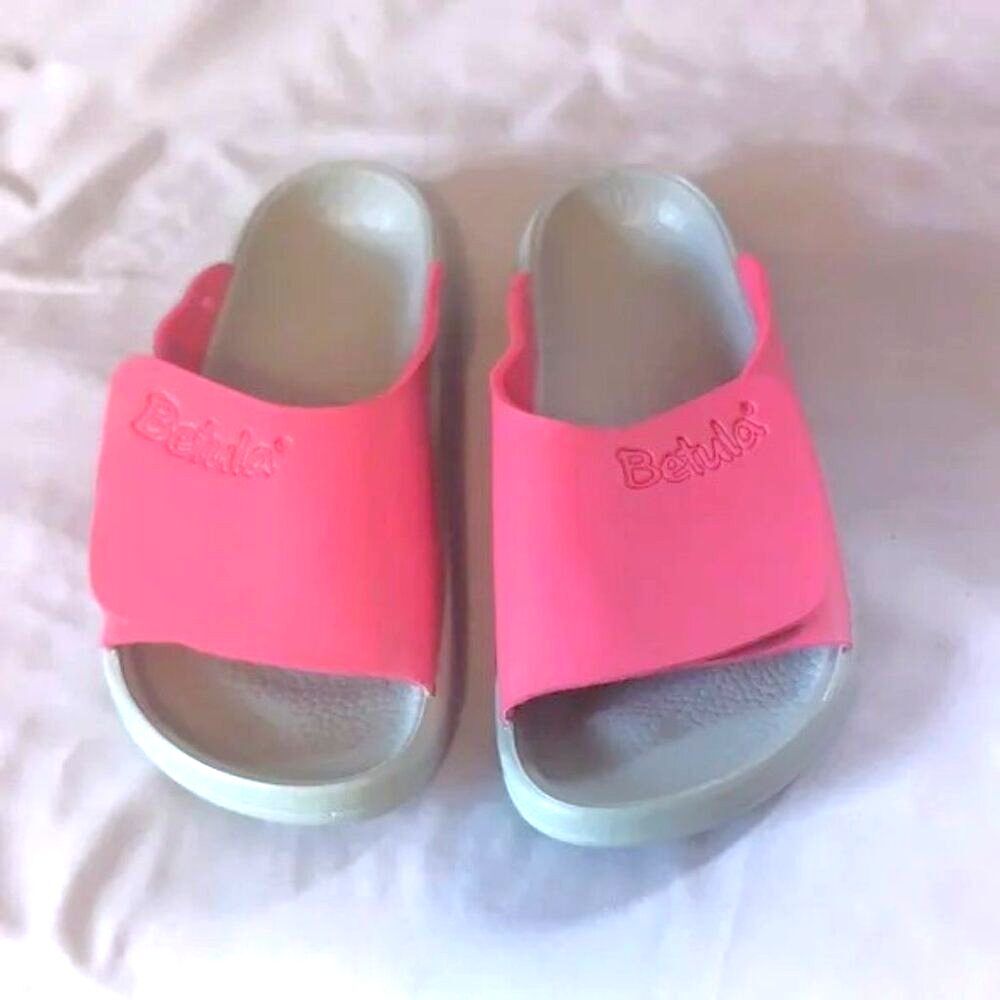 Women's Slide Sandals in Pink